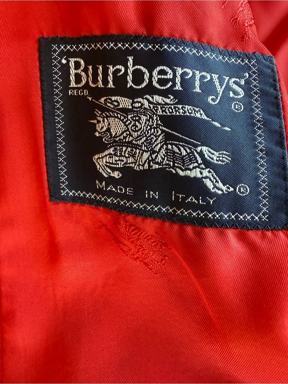 Vintage Burberrys’ Red Double-Breasted Women's Blazer Jacket - Picture 6 of 12